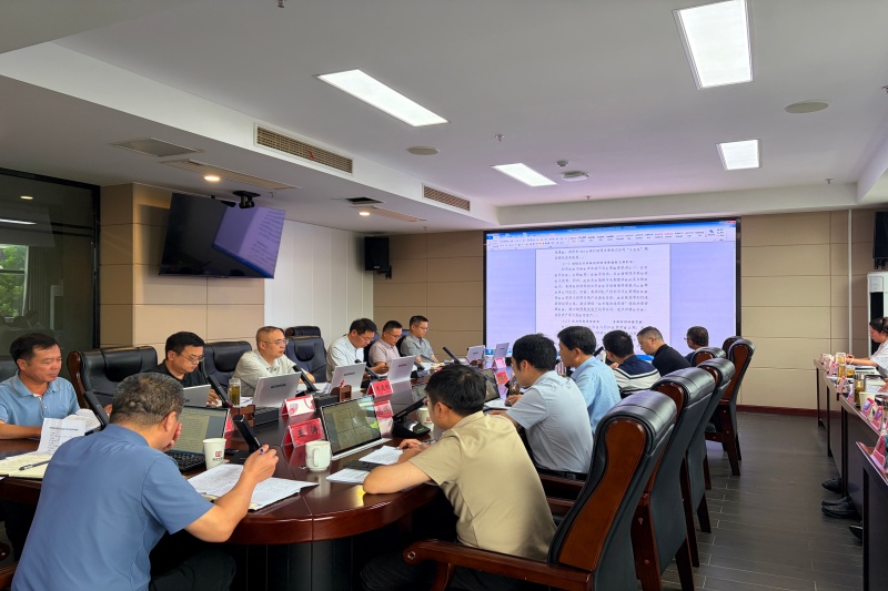 聚焦主业强复盘  靶向施策促攻坚——402永利集团控股召开2026年上半年经营发展工作会
